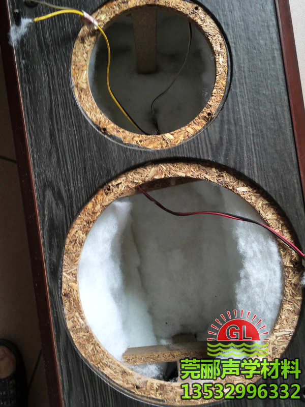 音響隔音改裝，填充吸音棉過程大揭秘